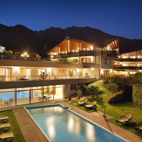 Hotel Garni Herz Dorf Tirol Hotel Garni Herz Dorf Tirol
